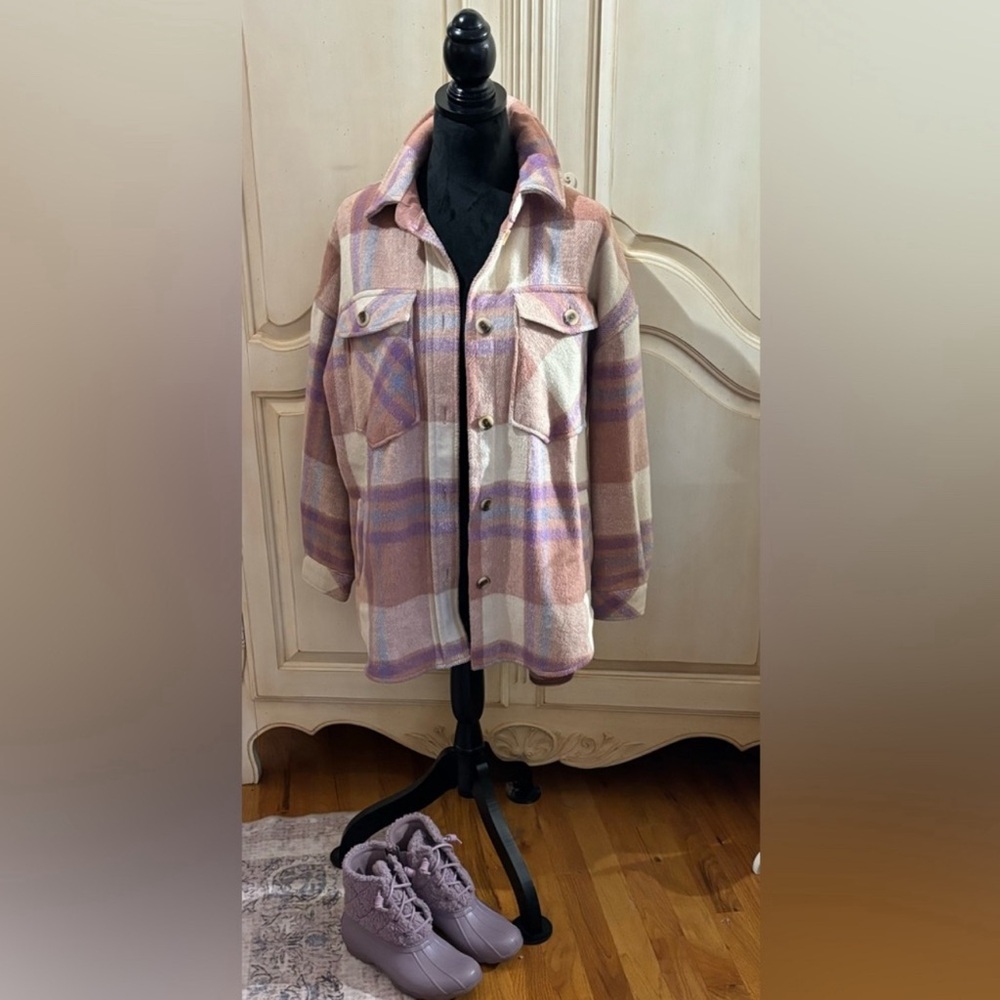 Plaid Women's Shacket Jacket - light purple and Cream